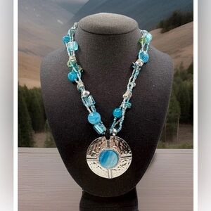 Vintage Blue Shell & Silvertone Textured Pendant Necklace Blue Beaded Chain 18”